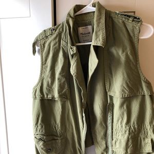 Madewell Utility Cargo vest